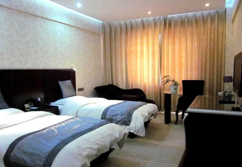 Чжэнчжоу: Shengmao Hotel