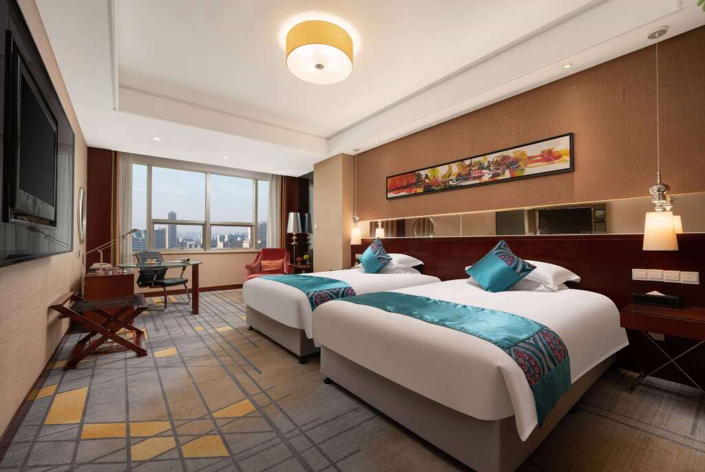 Цзыбо: Ramada Zibo
