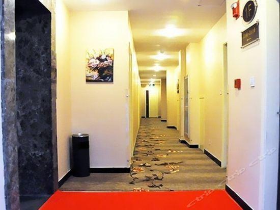 Уси: Days Inn Frontier Wuxi