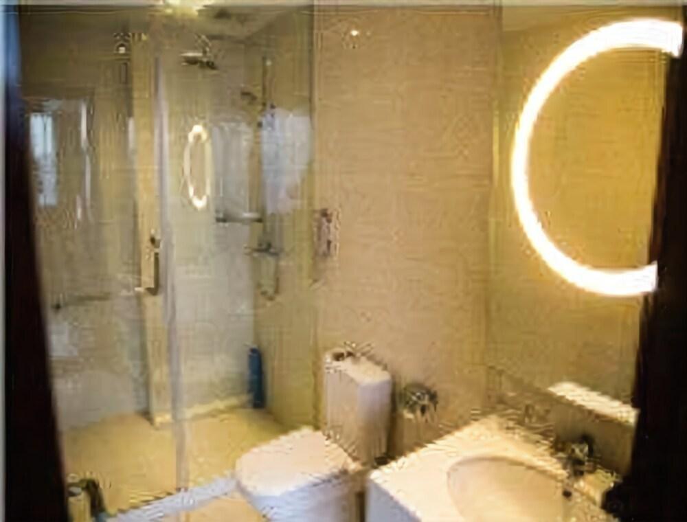 Уси: Days Inn Frontier Wuxi