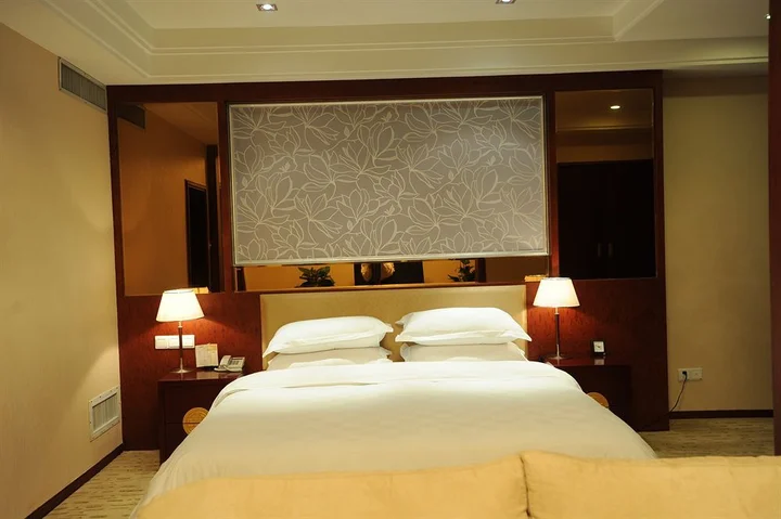 Чунцин: East Garden Hotel