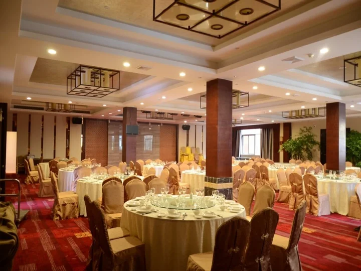 Фучжоу: Fuzhou Chuanjie Hotspring and Golf Club Hotel