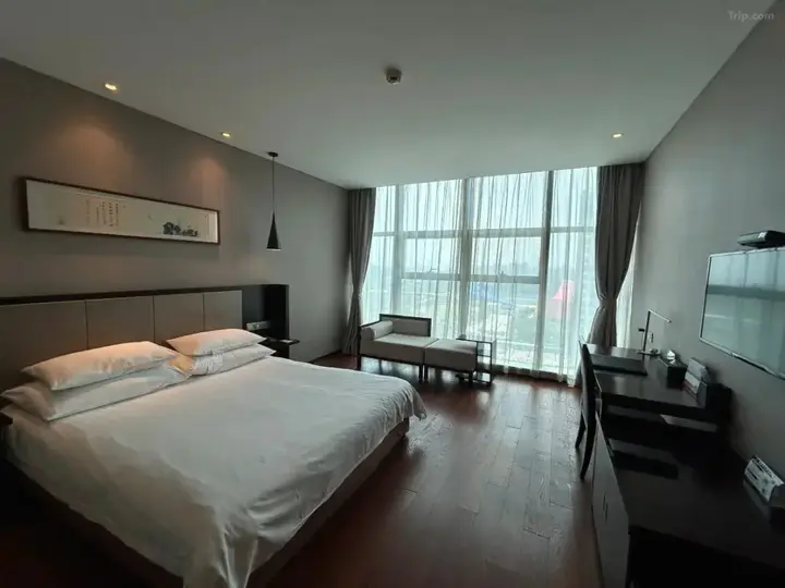 Чжэньцзян: Scholars Hotel (Zhenjiang City Government Sports Exhibition Center)