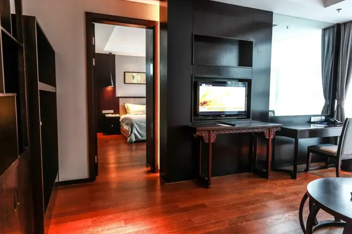 Чжэньцзян: Scholars Hotel (Zhenjiang City Government Sports Exhibition Center)