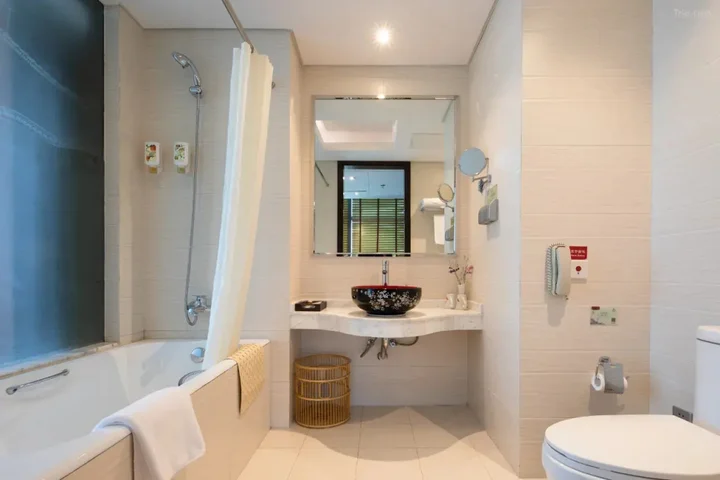 Чжэньцзян: Scholars Hotel (Zhenjiang City Government Sports Exhibition Center)