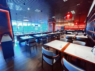 Чжэньцзян: Scholars Hotel (Zhenjiang City Government Sports Exhibition Center)