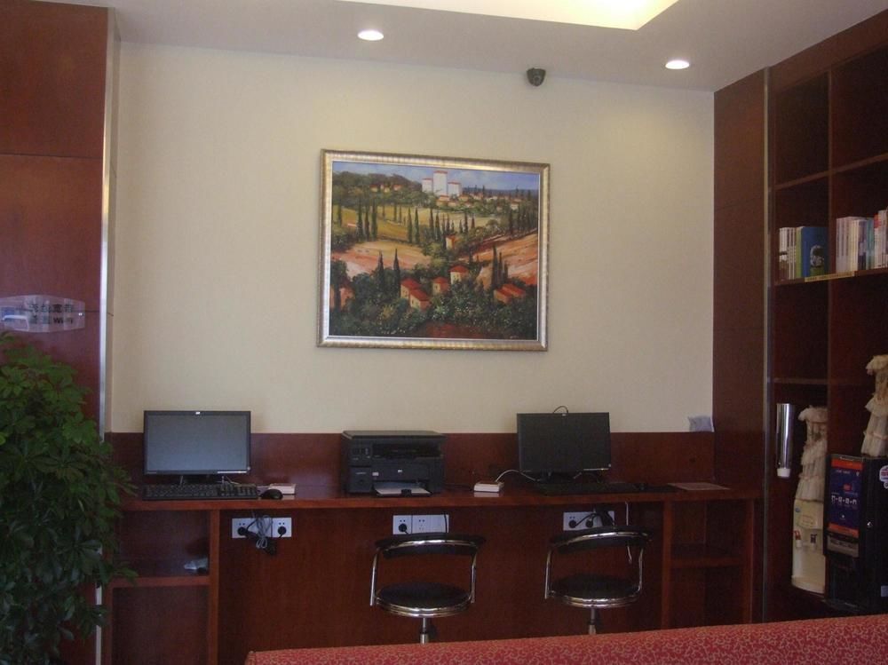 Жичжао: Hanting Express Hotel Rizhao Huanghai 1 Road