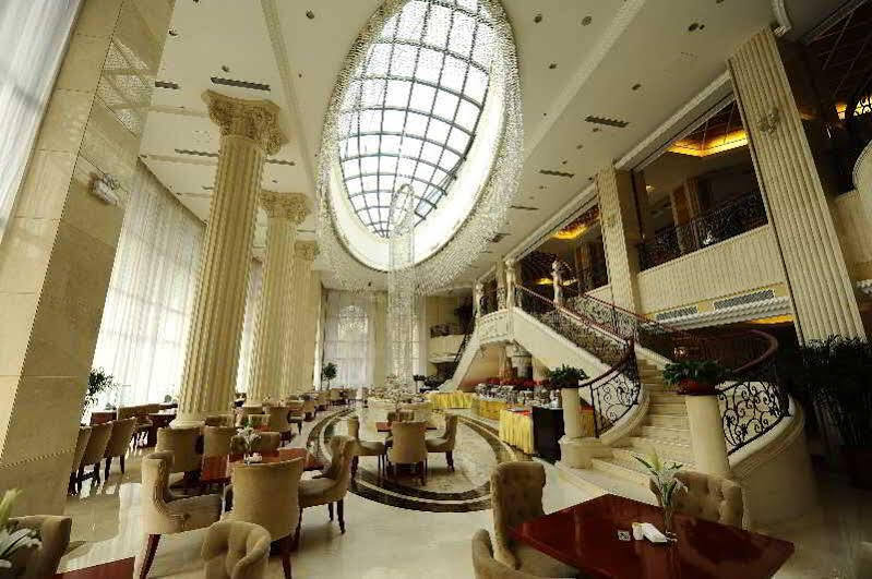 Цанчжоу: Grand New Century Spa Resort Cangzhou