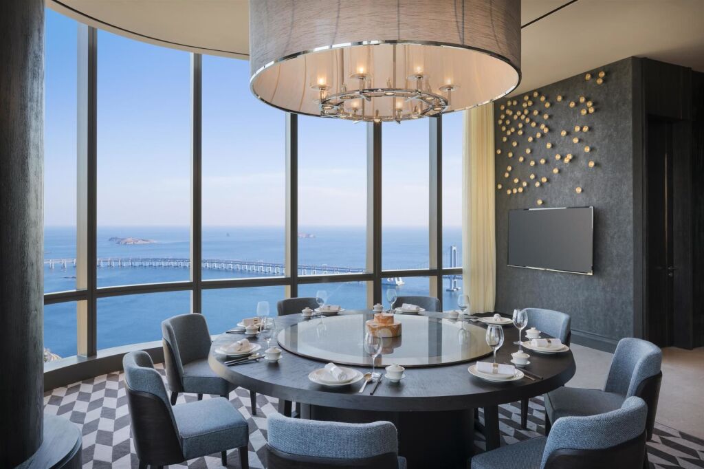 Далянь: Grand Hyatt Dalian