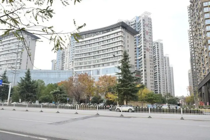 Ухань: Kairui Meisu Hotel (Wuchang Institute of Technology)
