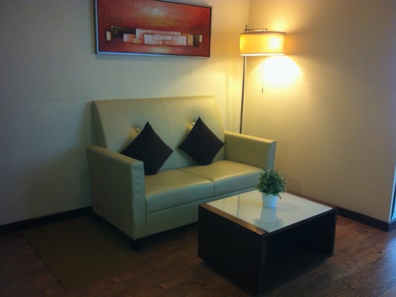 Гонконг: 218 Apartment
