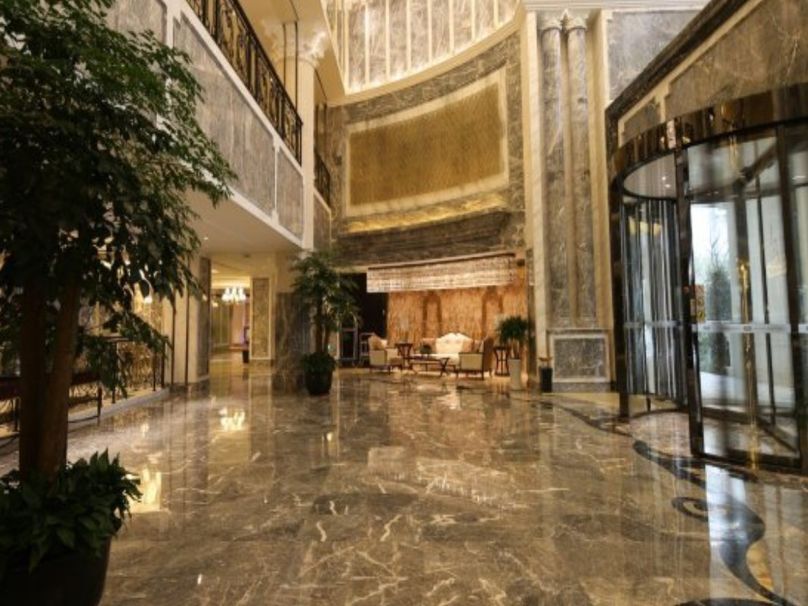 Уси: Wuxi Rsun The Lakefart Hotel