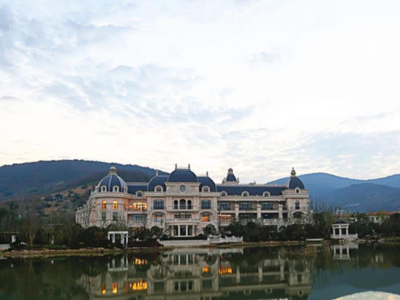 Уси: Wuxi Rsun The Lakefart Hotel