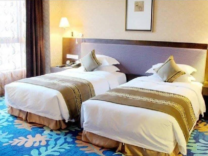 Чэнду: Chengdu Dujiangyan Zhongyan International Hotel