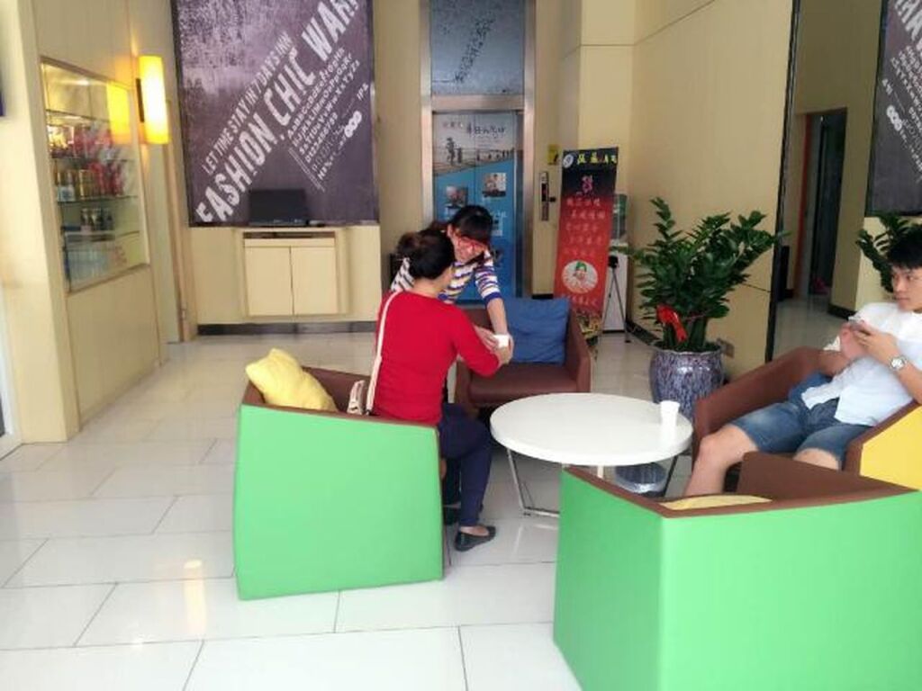Янгиианг: 7 Days Inn Yangjiang Yangxi Pedestrian Street Branch