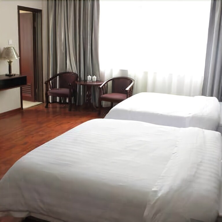 Цзиньюань: De li Business Hotel