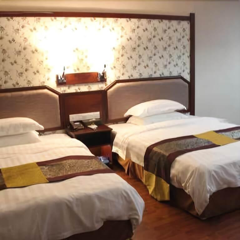 Цзиньюань: De li Business Hotel