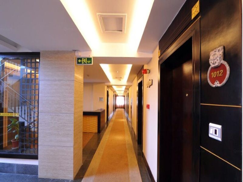 carousel image 1