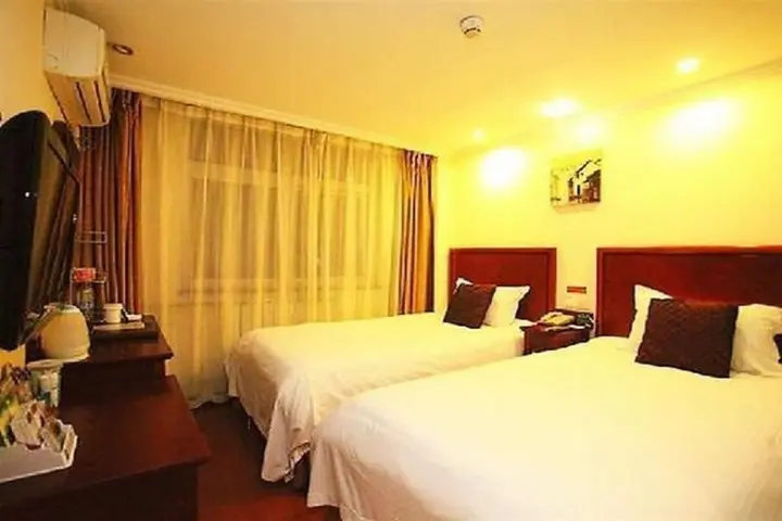 Таншань: GreenTree Inn Tangshan Yuhua Road