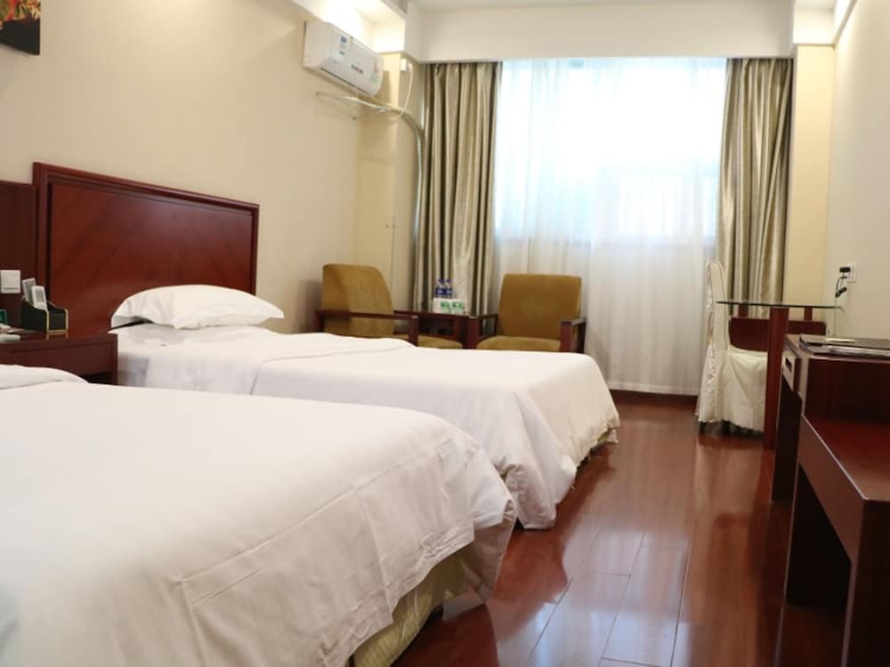 Аньцин: GreenTree Inn Tongling Yayuan