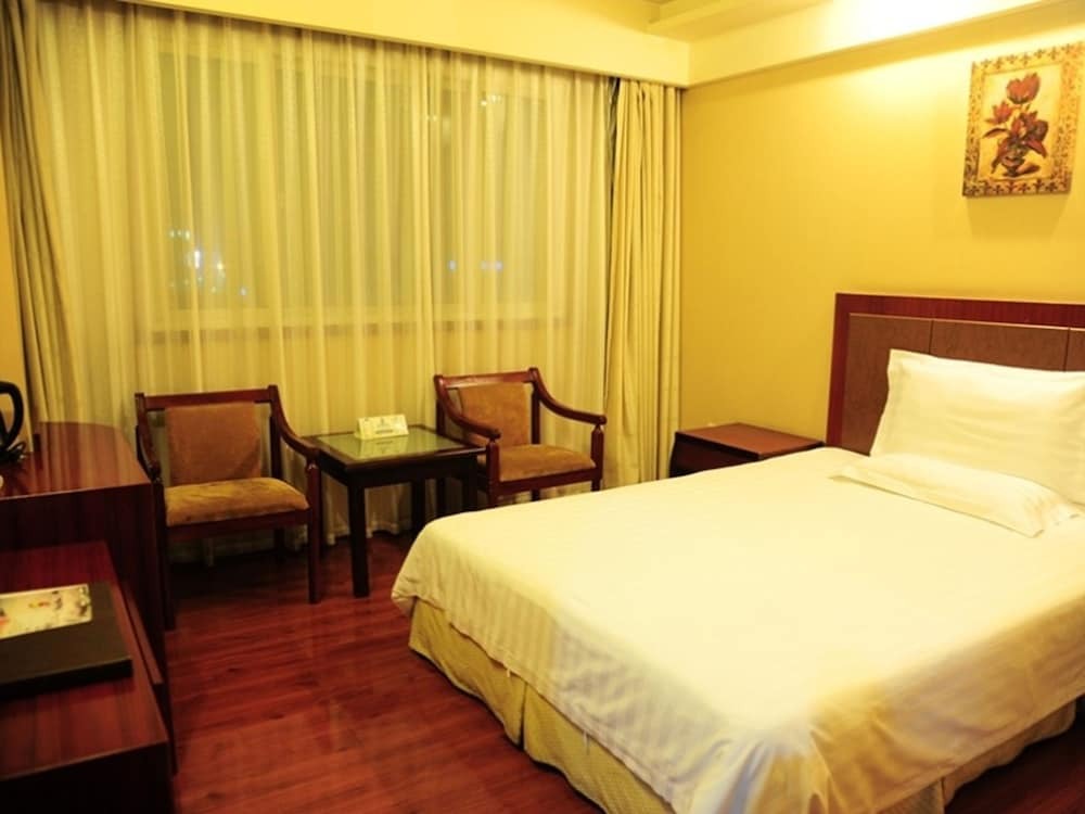 Аньцин: GreenTree Inn Tongling Yayuan