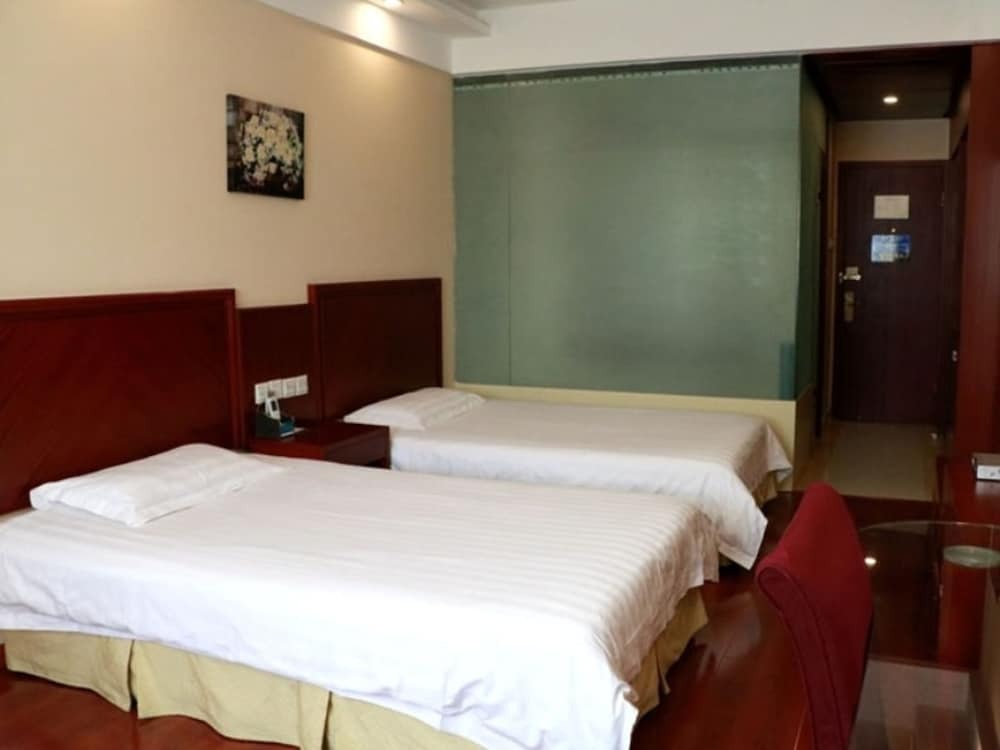 Аньцин: GreenTree Inn Tongling Yayuan
