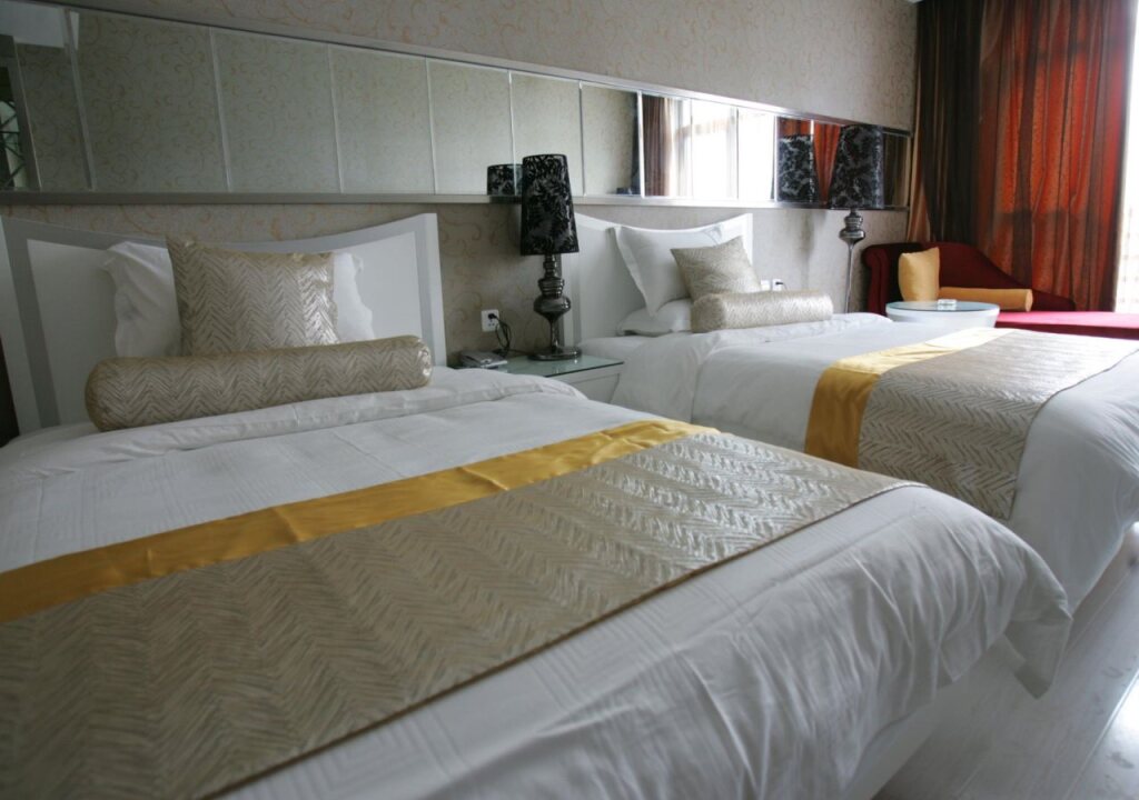 Куньмин: Qian Lv Chen Ginza Hotel