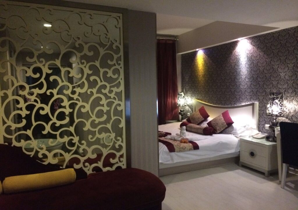 Куньмин: Qian Lv Chen Ginza Hotel