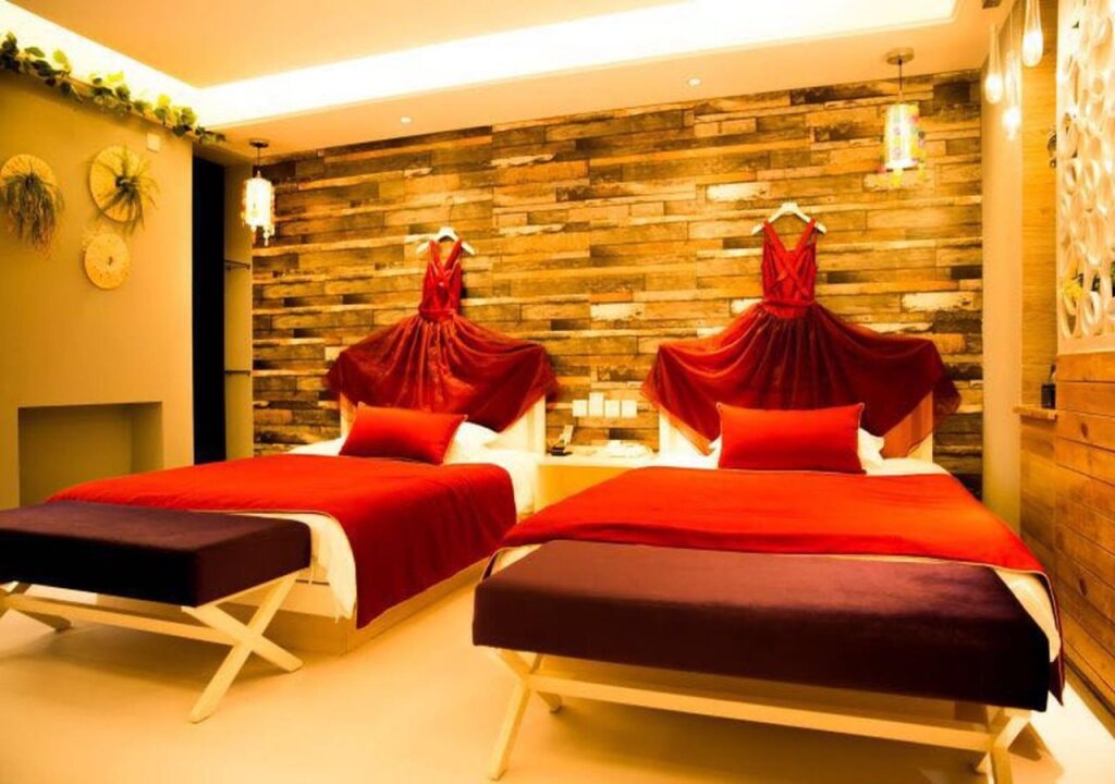 Куньмин: Qian Lv Chen Ginza Hotel