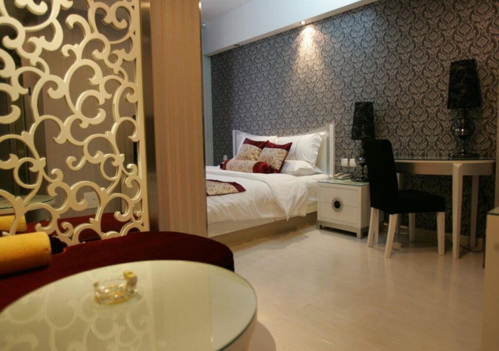 Куньмин: Qian Lv Chen Ginza Hotel