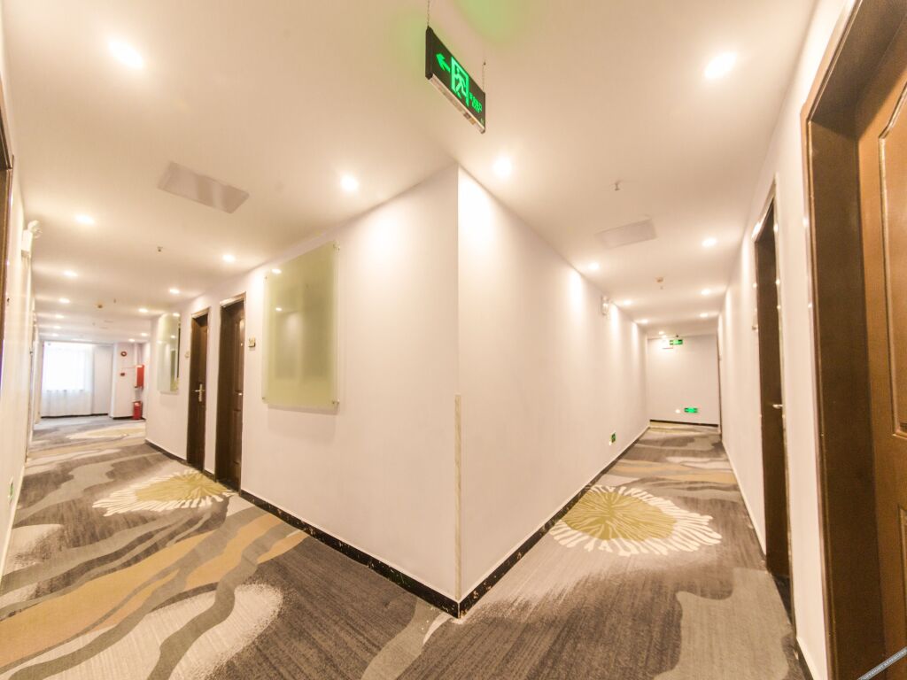 Дунгуань: Shangtu Hotel (Dongguan Humen High-speed Railway Station Yellow River Fashion City Branch)