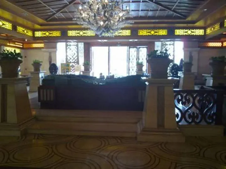 Фошань: New East Hotel - Foshan Jianglong Branch