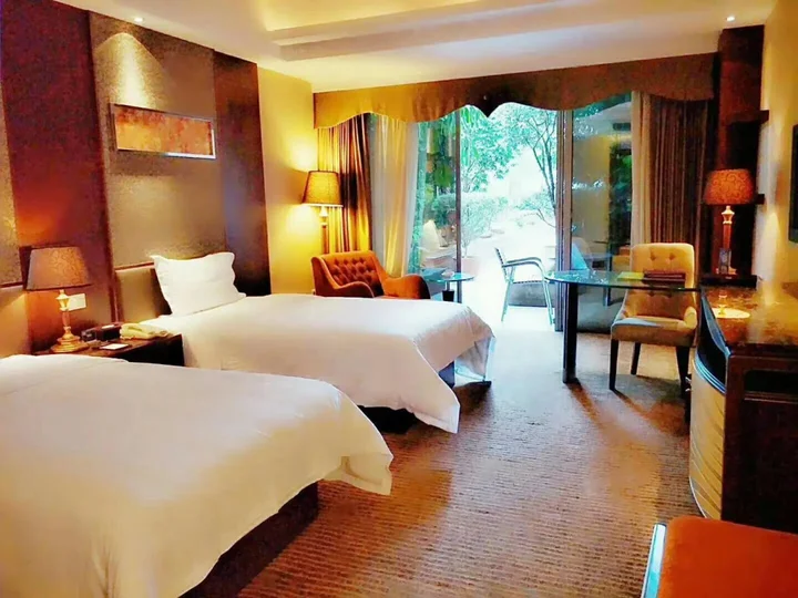 Дунгуань: The Clipper Hotel