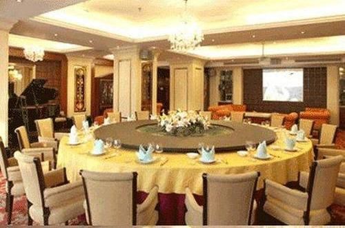 Гуанчжоу: Lucky Hotel