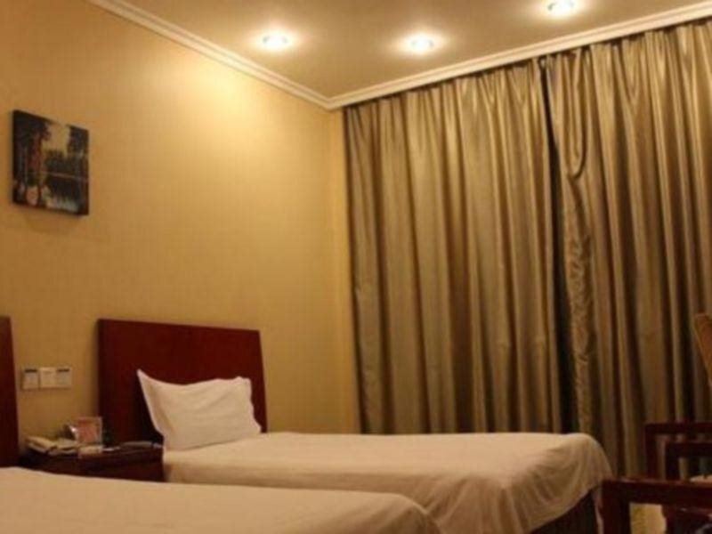 Цзинин: GreenTree Inn Jining Jianshe Road Hotel