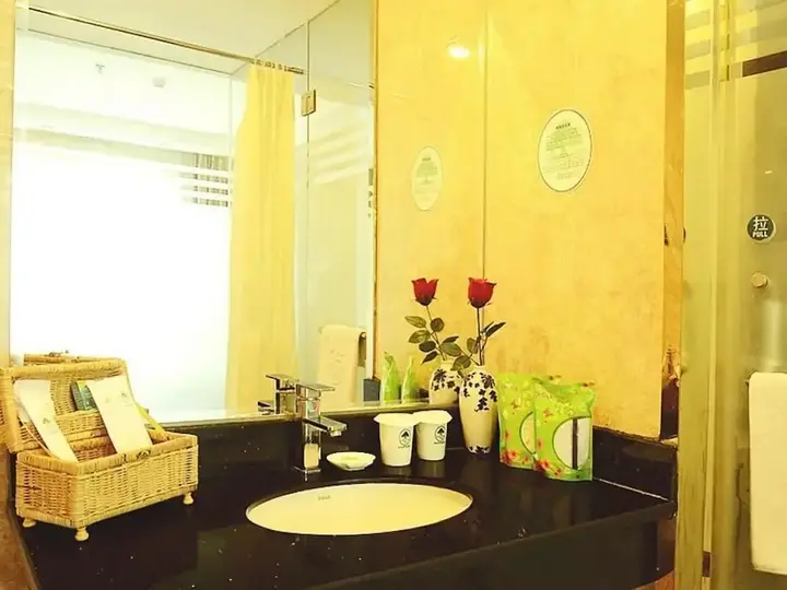 Цзиндэчжэнь: GreenTree Inn Jingdezhen Square North Road Express Hotel
