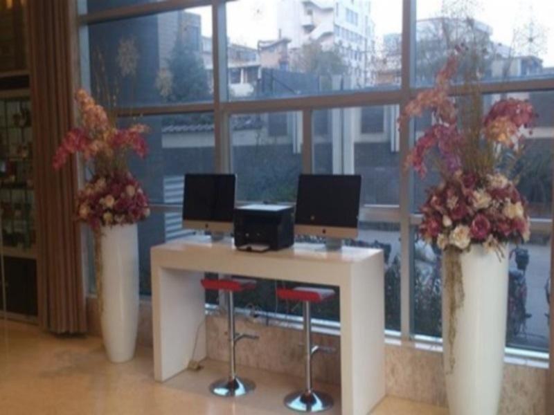 Наньтун: Starway Hotel Haiyuan Nantong Qingnian West Road