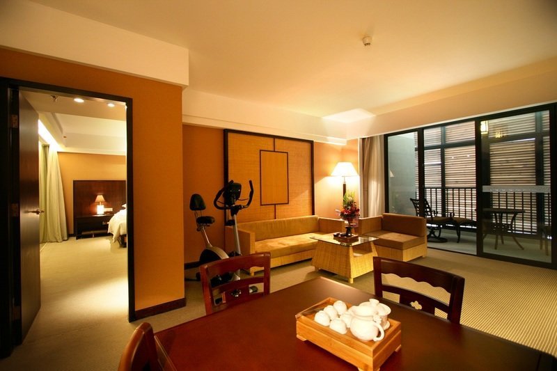 Сямынь: Trithorn Hotspring Resort Xiamen