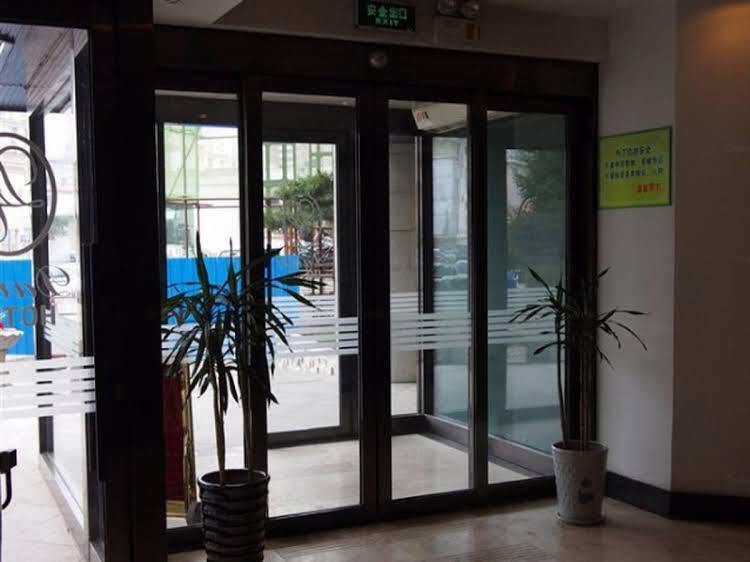 Шэньян: Daweiying Business Hotel