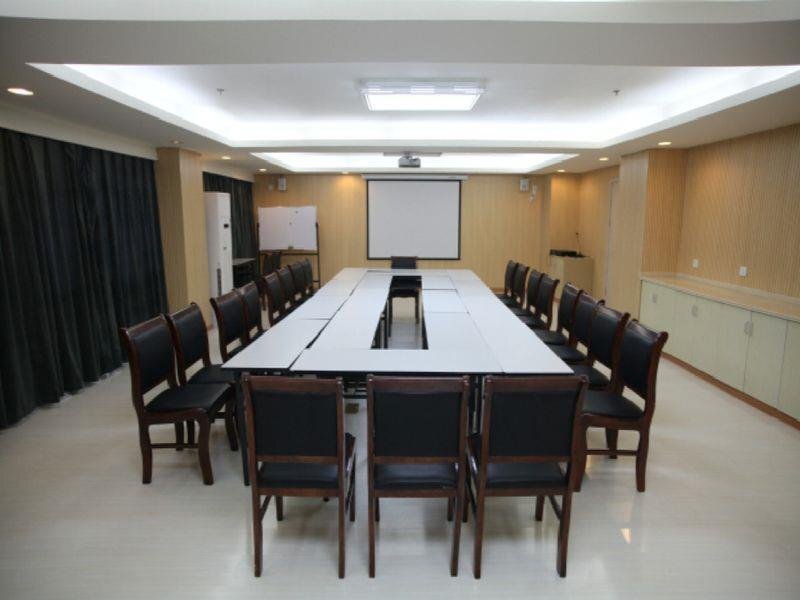 Наньтун: Gloria Hotel (Rugao Zhongshan Road)