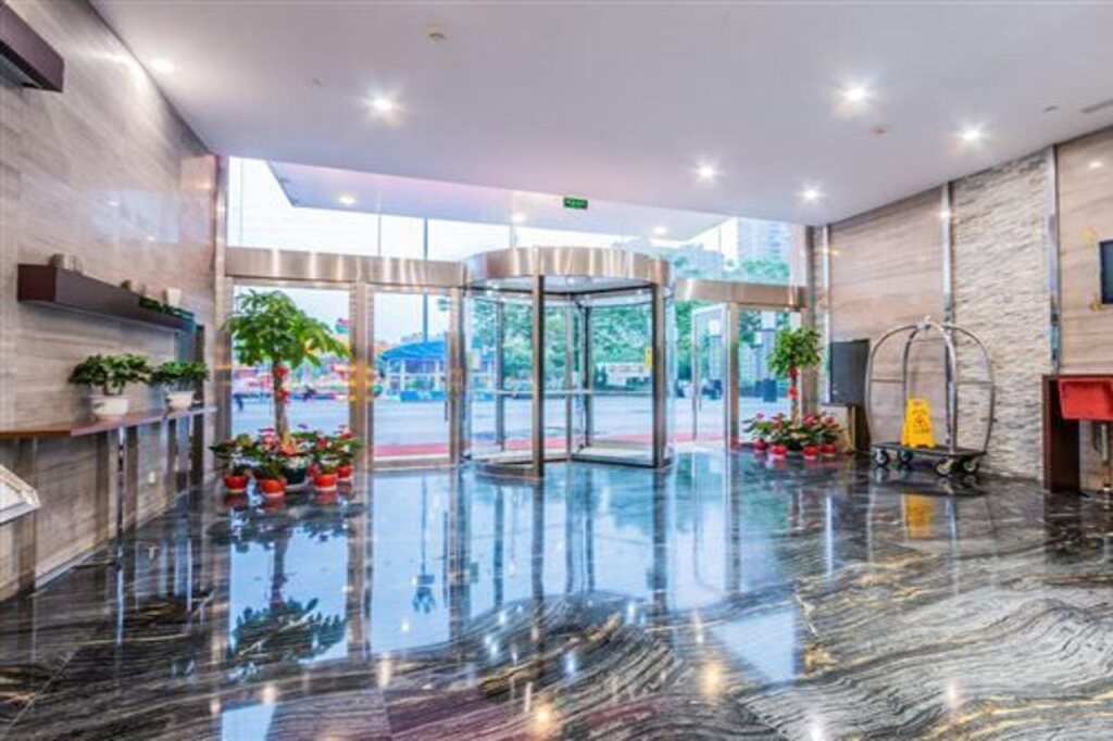 Шаоксинг: Metropolo Shaoxing Keqiao Wanda Square