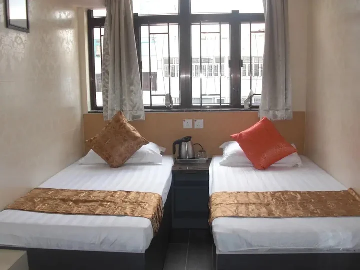 Гонконг: Dynasty Commercial Hotel