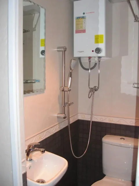 Гонконг: Dynasty Commercial Hotel