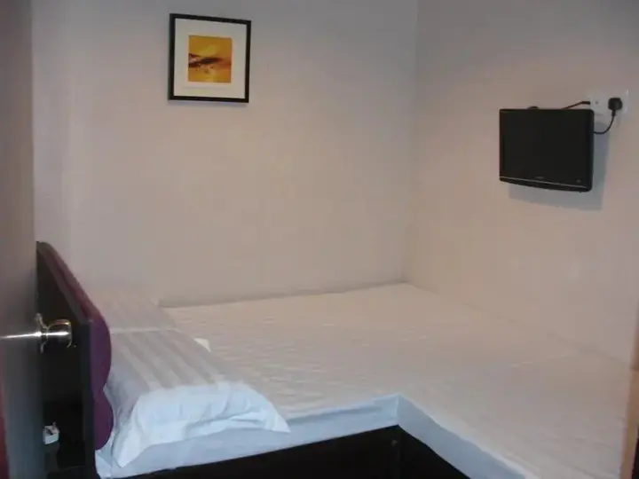 Гонконг: Dynasty Commercial Hotel