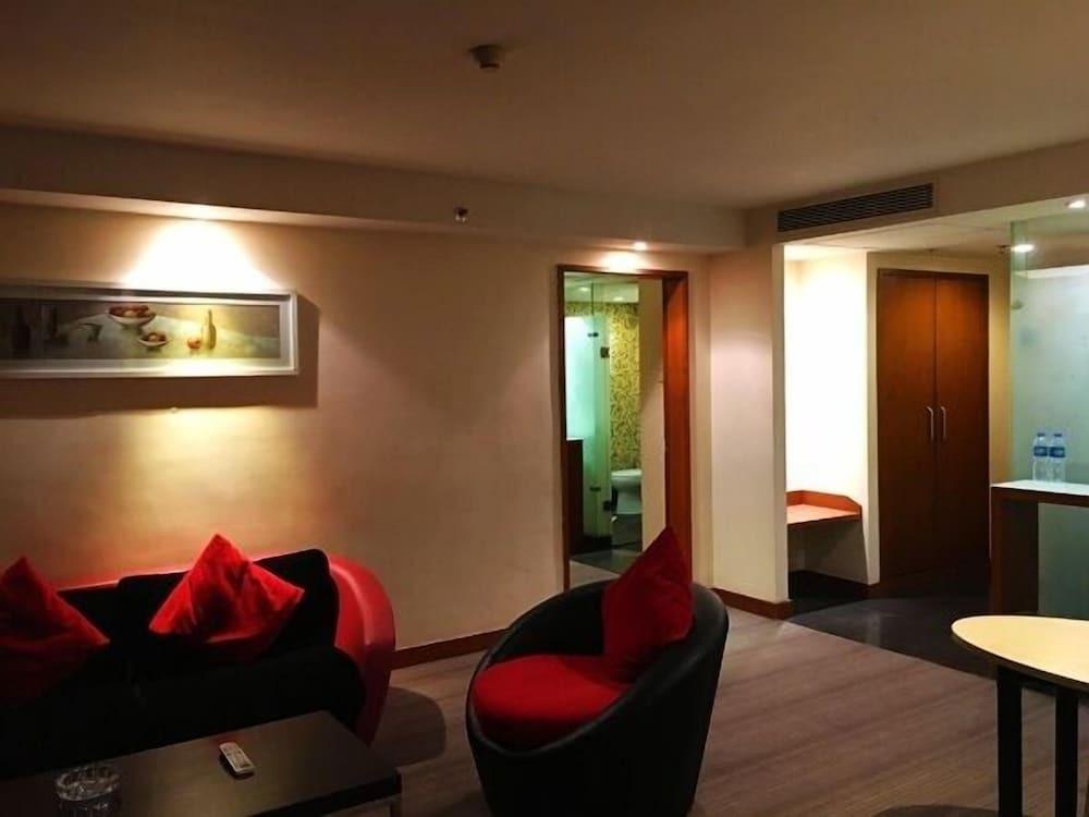Фошань: Jinjiang Inn Foshan Jihua Garden Subway Station