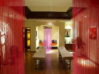 Синъи: Days Hotel and Suites Zhaozhuang Xingyi Resort