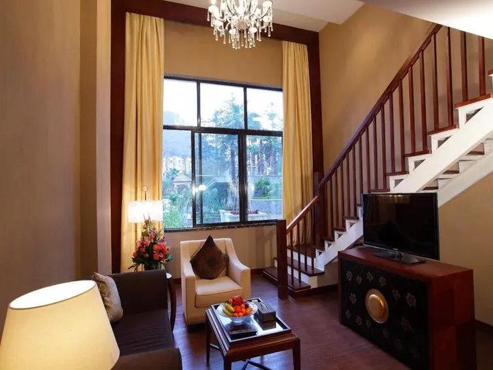 Синъи: Days Hotel and Suites Zhaozhuang Xingyi Resort