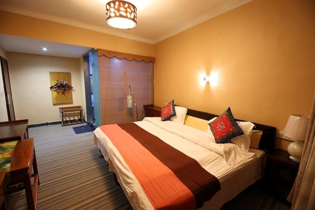 Сянси: Phoenix Melody Inn