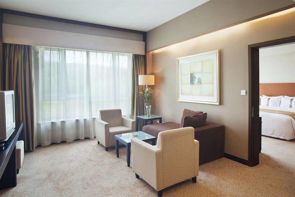 Муданьцзян: Hotel Suifenhe