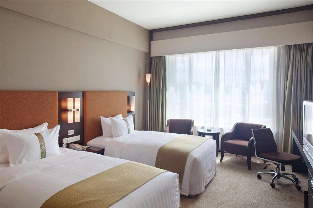 Муданьцзян: Hotel Suifenhe